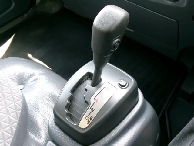 いすゞ エルフ TPG-NMR85AN(2WD)の写真10