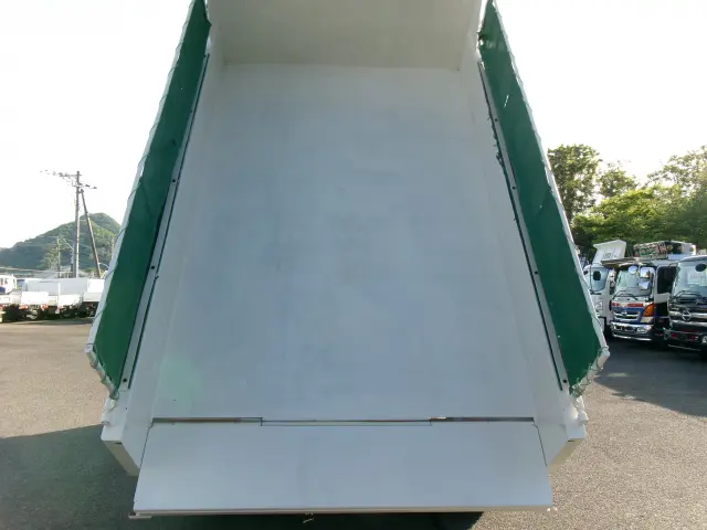 いすゞ フォワード FRR90-7069015(2WD)の写真25