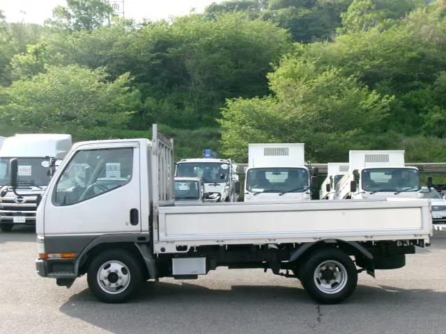 三菱 キャンターガッツ KC-FB501B(2WD)の写真2