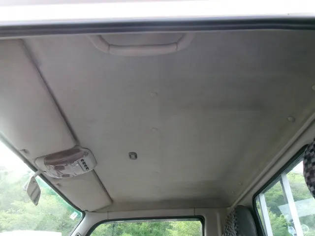 三菱 キャンターガッツ KC-FB501B(2WD)の写真15