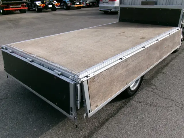 三菱 キャンターガッツ KC-FB501B(2WD)の写真22