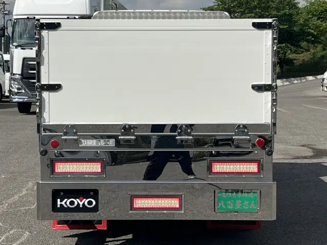 三菱 キャンター TPG-FBA50の写真5
