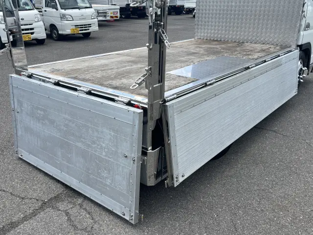 三菱 キャンター TPG-FBA50の写真18