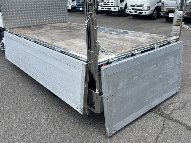 三菱 キャンター TPG-FBA50の写真19