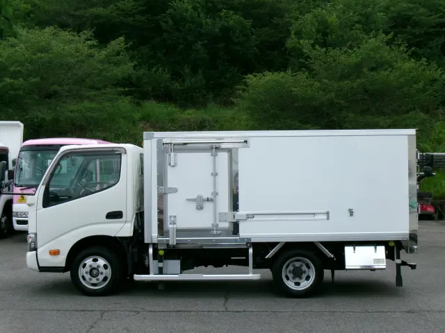 トヨタ ダイナ LDF-KDY231(2WD)の写真3