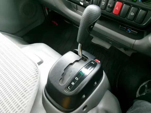 トヨタ ダイナ LDF-KDY231(2WD)の写真19