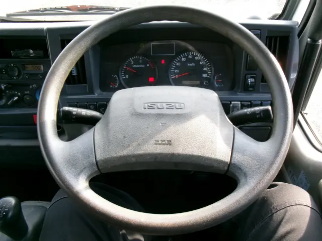 いすゞ エルフ TPG-NKR85AD(2WD)の写真7