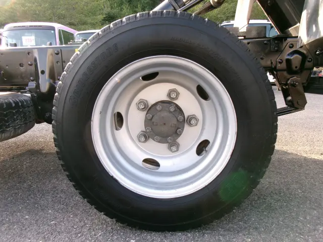 いすゞ エルフ TPG-NKR85AD(2WD)の写真29