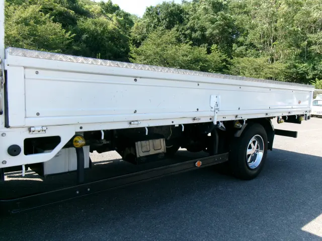 いすゞ エルフ TKG-NPR85AR(2WD)の写真15