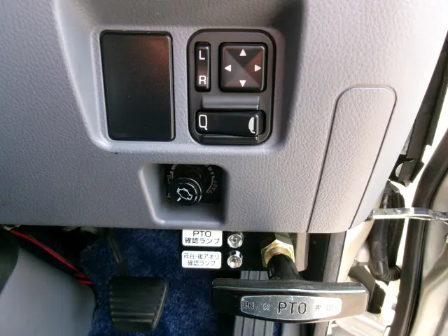 三菱 キャンター PDG-FE83DN(2WD)の写真16