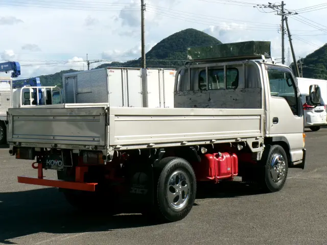 いすゞ エルフ KK-NKR72Eの写真5