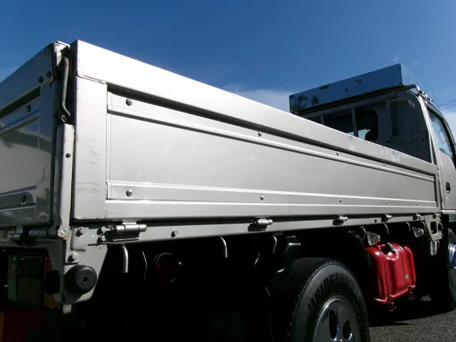いすゞ エルフ KK-NKR72Eの写真20