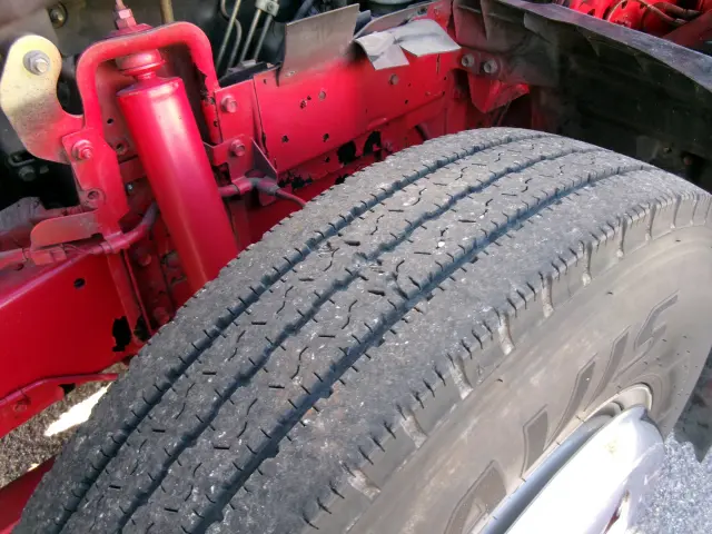 いすゞ エルフ KK-NKR72Eの写真31