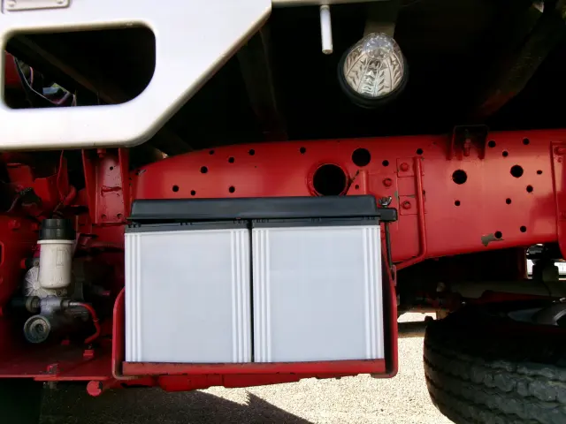 いすゞ エルフ KK-NKR72Eの写真33