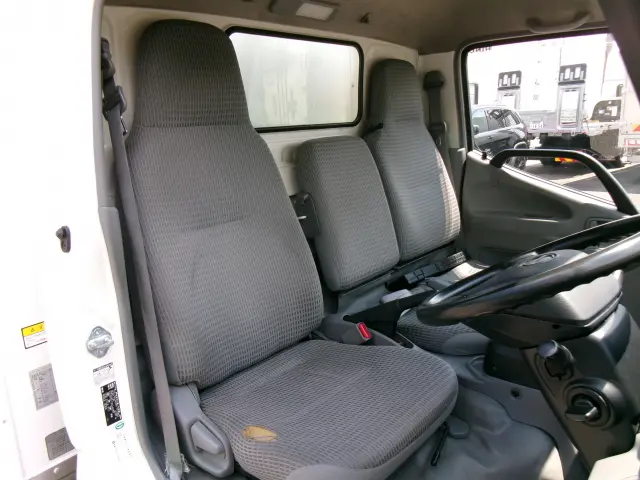 日野 デュトロ TPG-XZU605M(2WD)の写真6