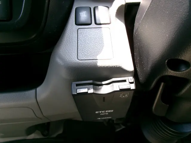 日野 デュトロ TPG-XZU605M(2WD)の写真16