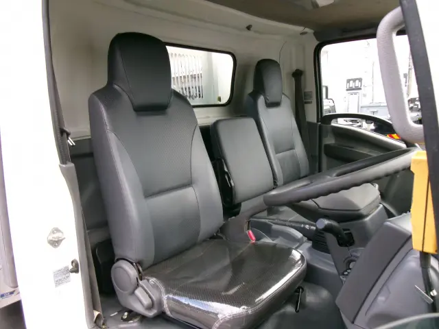 いすゞ エルフ TKG-NPR85YN(2WD)の写真11
