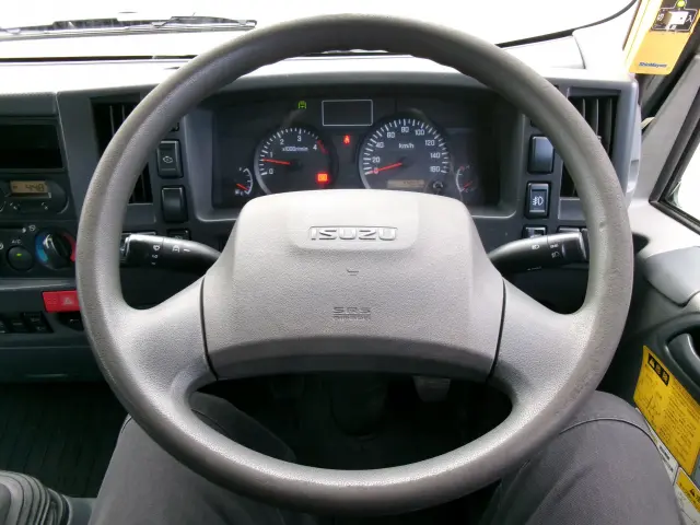 いすゞ エルフ TKG-NPR85YN(2WD)の写真12