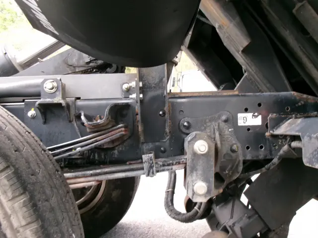 いすゞ エルフ TKG-NPR85YN(2WD)の写真29