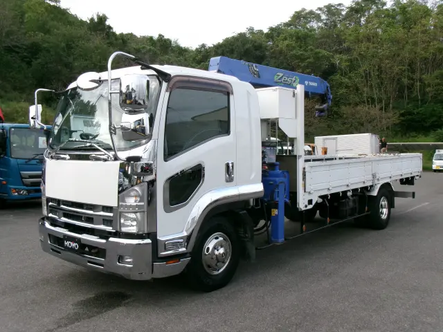 いすゞ フォワード TKG-FRR90S2(2WD)の写真1