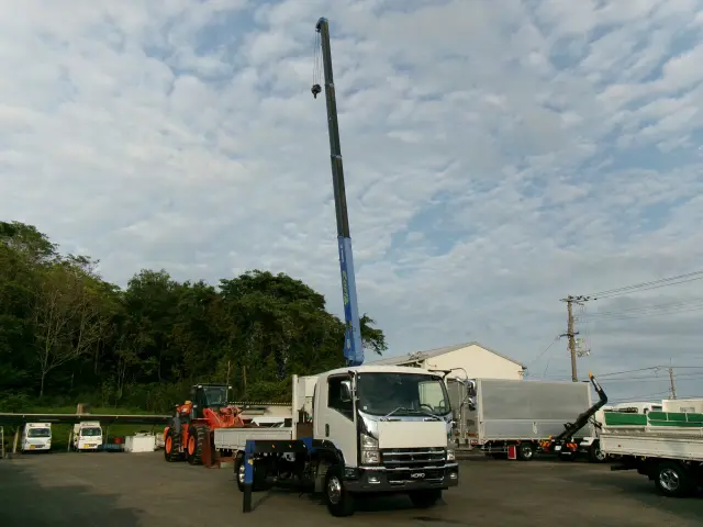 いすゞ フォワード TKG-FRR90S2(2WD)の写真20