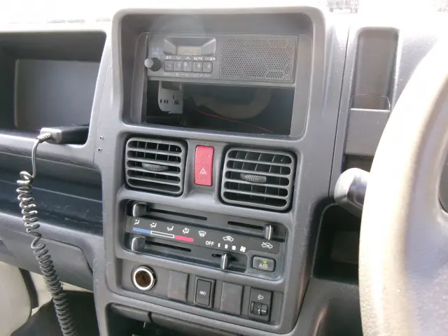 スズキ キャリイ DA16T(4WD)の写真9