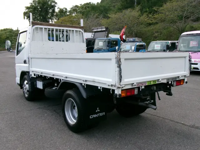 三菱 キャンター KK-FE70EB(2WD)の写真3