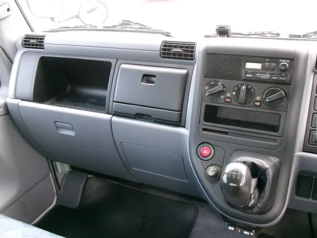 三菱 キャンター KK-FE70EB(2WD)の写真10