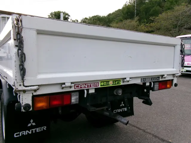 三菱 キャンター KK-FE70EB(2WD)の写真15