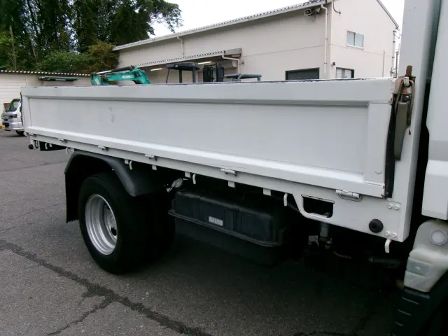 三菱 キャンター KK-FE70EB(2WD)の写真16