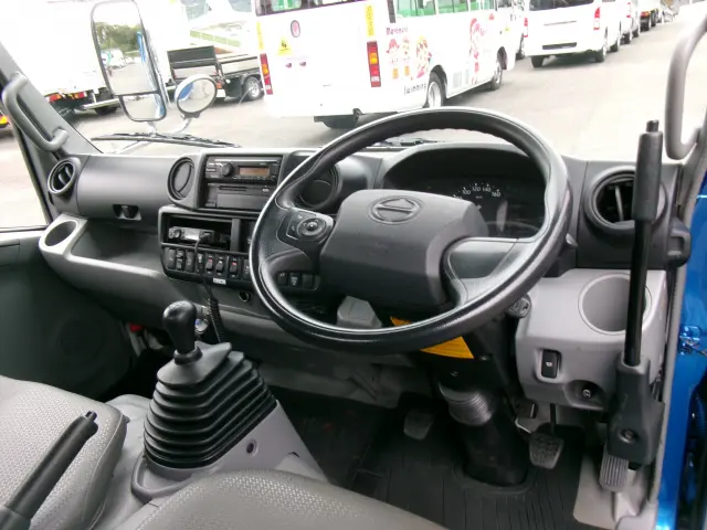 日野 デュトロ 2RG-XZU630Tの写真9