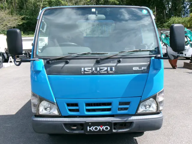 いすゞ エルフ NKR81AD(2WD)の写真3