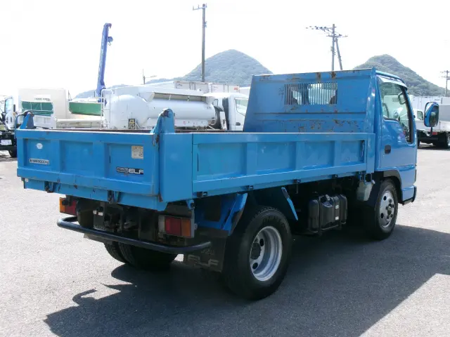 いすゞ エルフ NKR81AD(2WD)の写真7