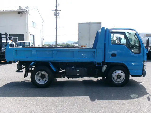 いすゞ エルフ NKR81AD(2WD)の写真8
