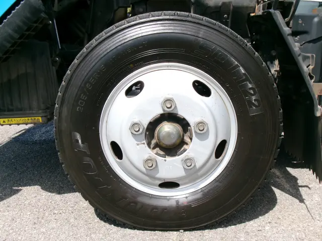 いすゞ エルフ NKR81AD(2WD)の写真33