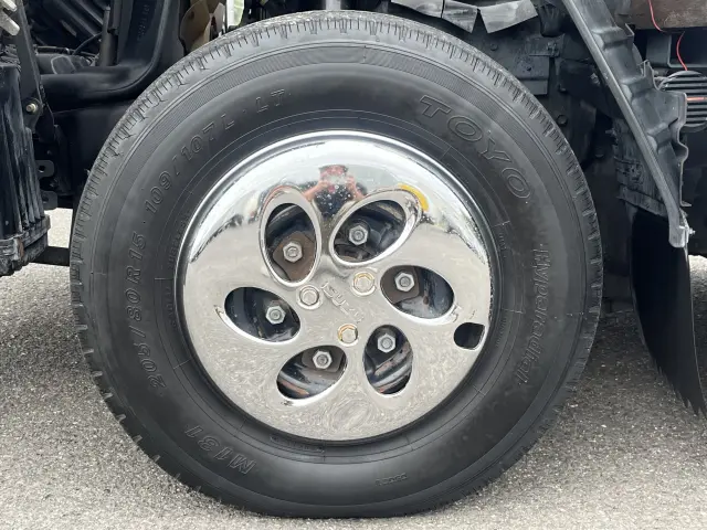いすゞ エルフ KK-NKR71EA(2WD)の写真19