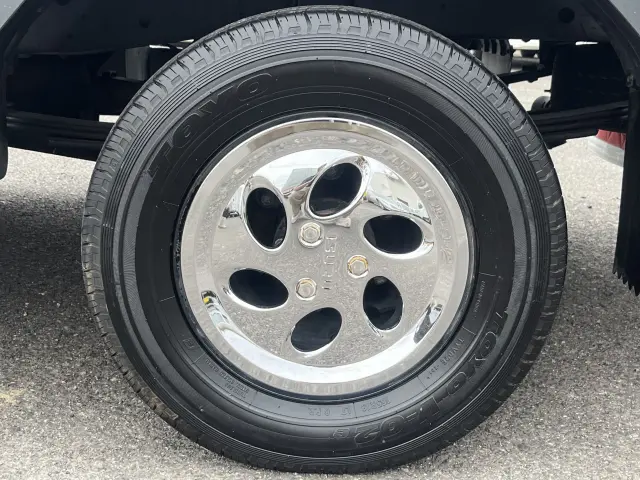 いすゞ エルフ KK-NKR71EA(2WD)の写真21
