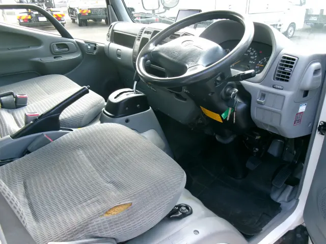 トヨタ ダイナ TRY230(2WD)の写真5