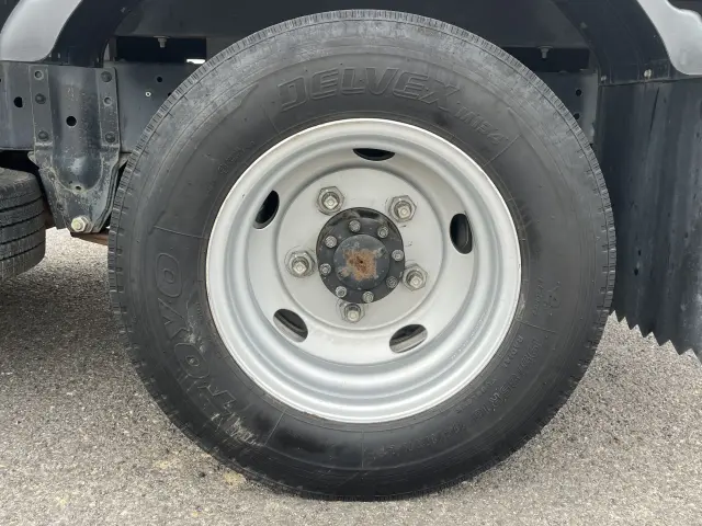 いすゞ エルフ TRG-NKR85A(2WD)の写真36