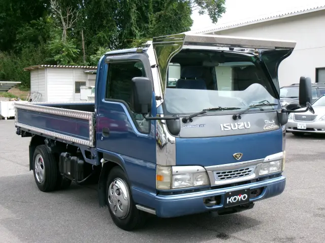 いすゞ エルフ KR-NKR81EA(2WD)の写真3