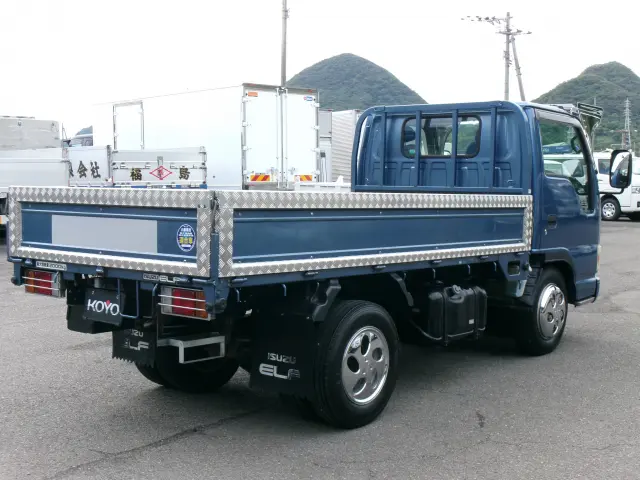 いすゞ エルフ KR-NKR81EA(2WD)の写真7