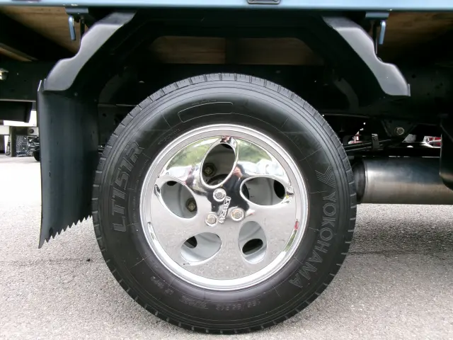 いすゞ エルフ KR-NKR81EA(2WD)の写真45