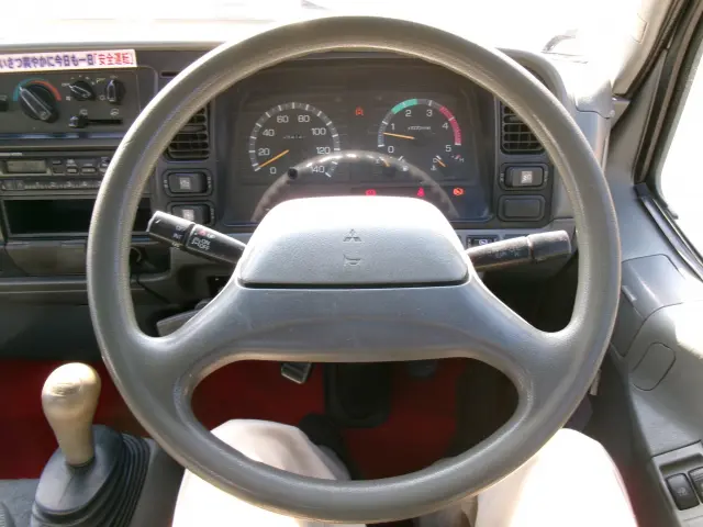 三菱 キャンター KC-FE562EV(2WD)の写真11