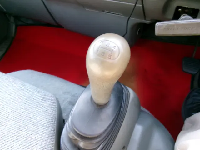 三菱 キャンター KC-FE562EV(2WD)の写真15