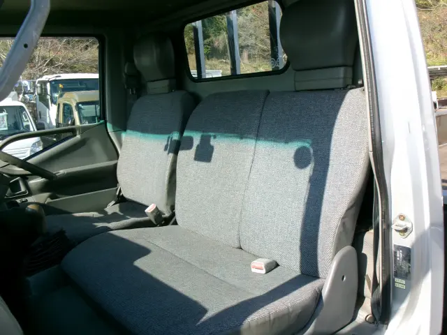 三菱 キャンター KC-FE562EV(2WD)の写真16