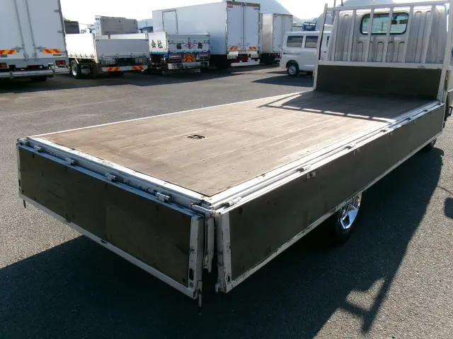 三菱 キャンター KC-FE562EV(2WD)の写真24