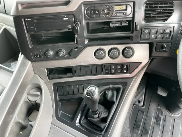 UD クオン 2PG-GK5AAB(未入力/関係無)の写真19