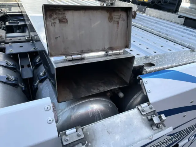 日野 プロフィア 2DG-SH1EDGG(未入力/関係無)の写真21