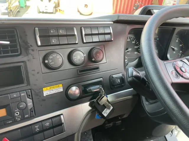 三菱 スーパーグレート 2PG-FS74HZ(8x4)の写真22