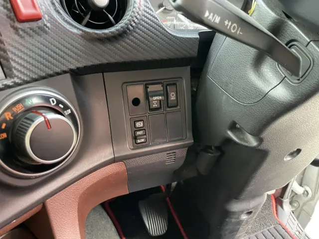 日野 プロフィア 2DG-FW1AHG(8x4)の写真22